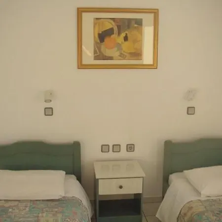 Athena Apartahotel